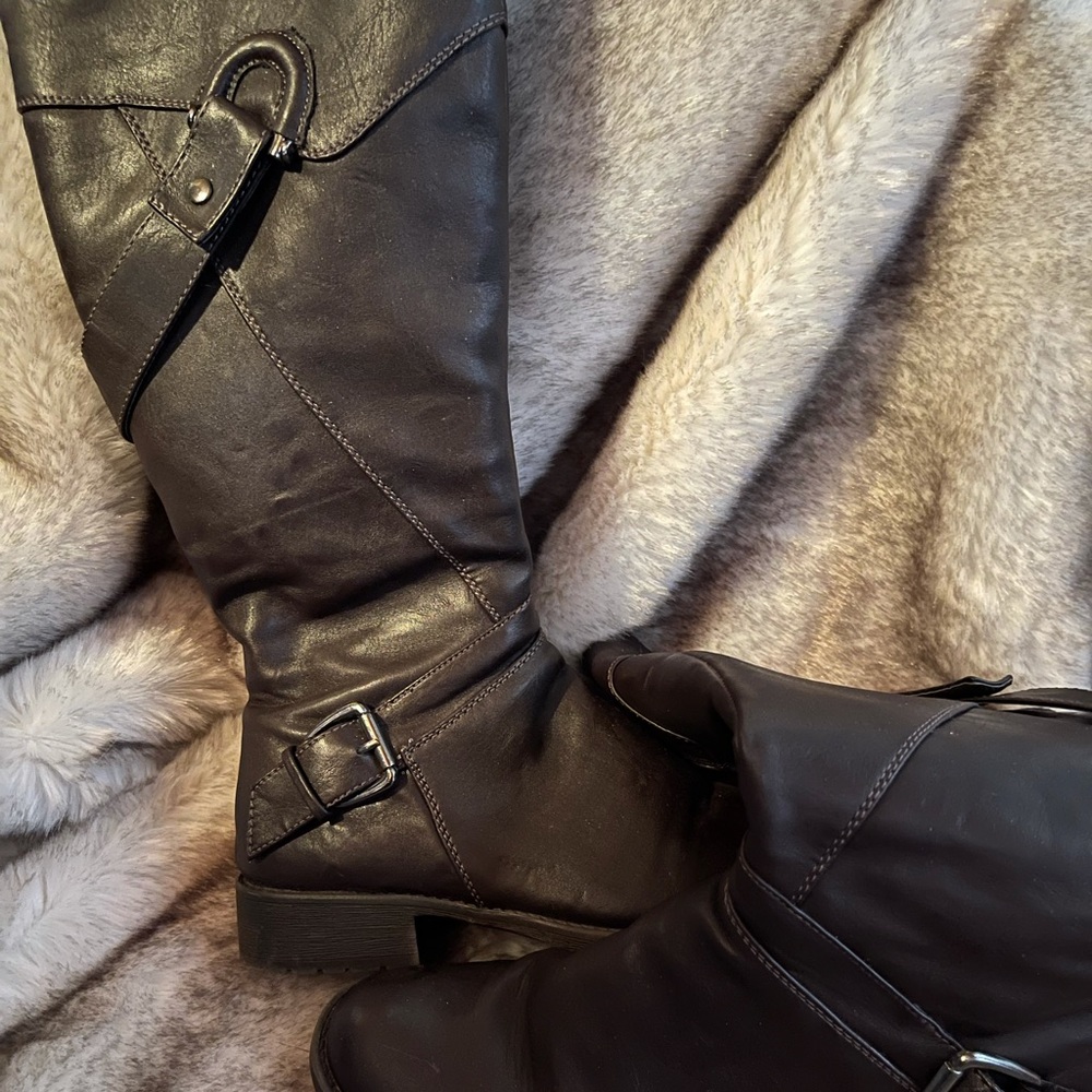 8.5 black knee high boots